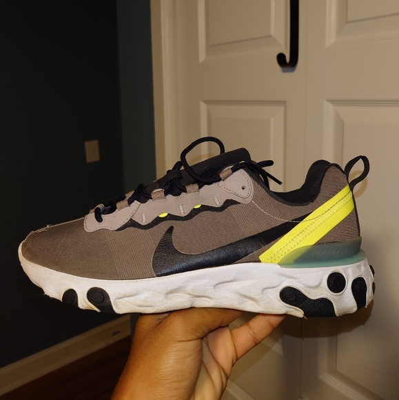 Nike React element 55 premium Size 9.5 - Picture 1 of 7